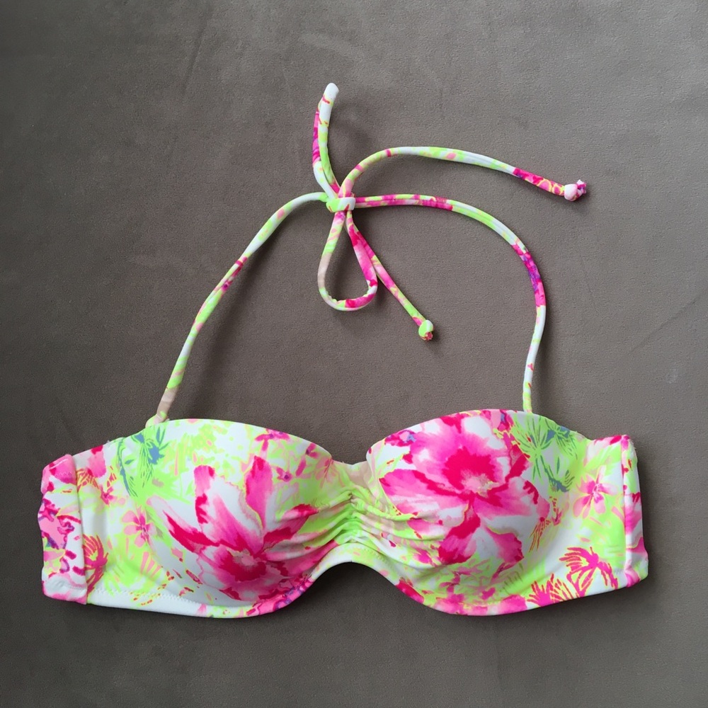 Victoria’s Secret print bikini top